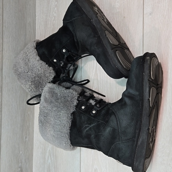 Ugg Australia Women 1892 Tall Leather Sheepskin Lace Up Boots Sz 7 - Picture 9 of 13